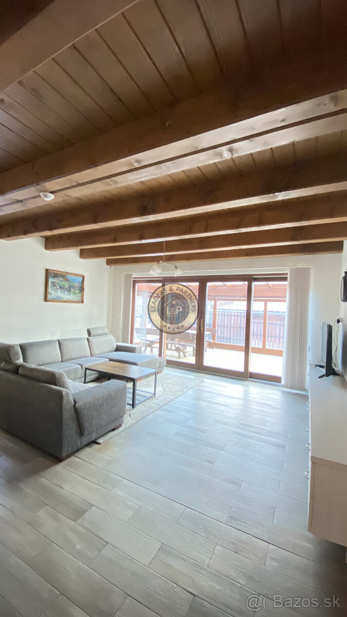 NA PREDAJ Luxusný rodinný dom v Sabinove - 12