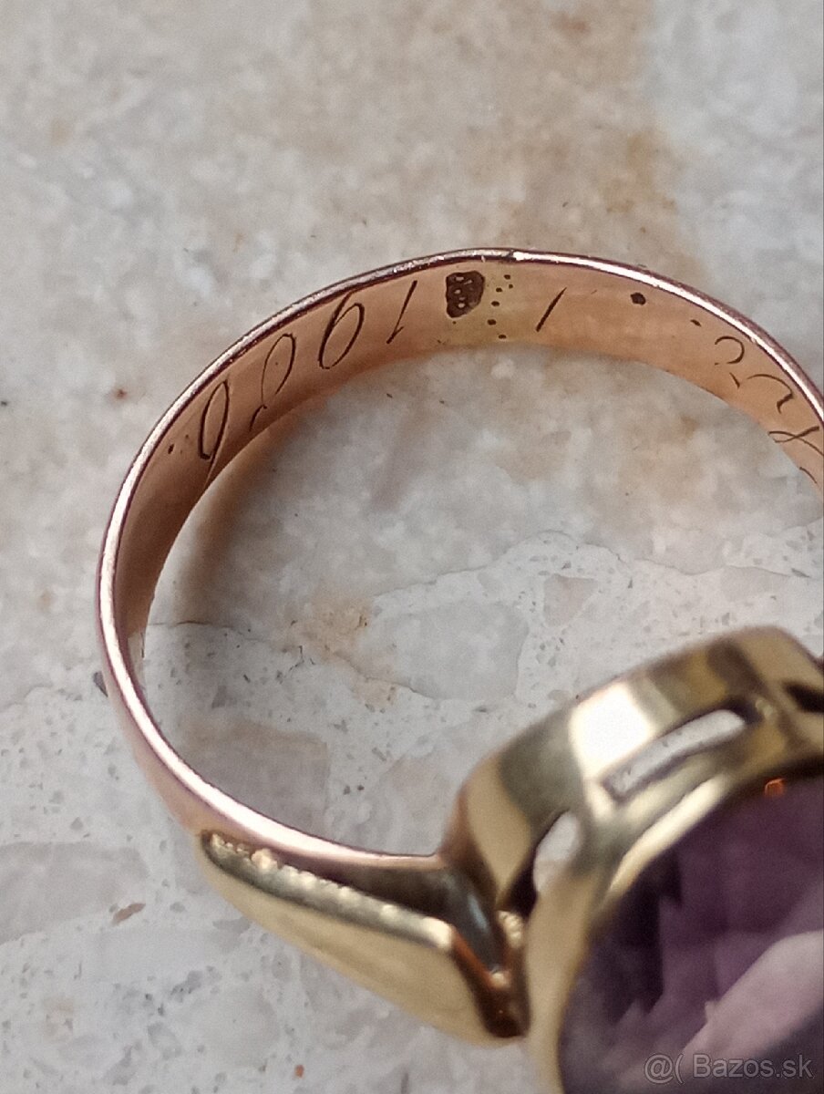 Historická pozostalosť - 12