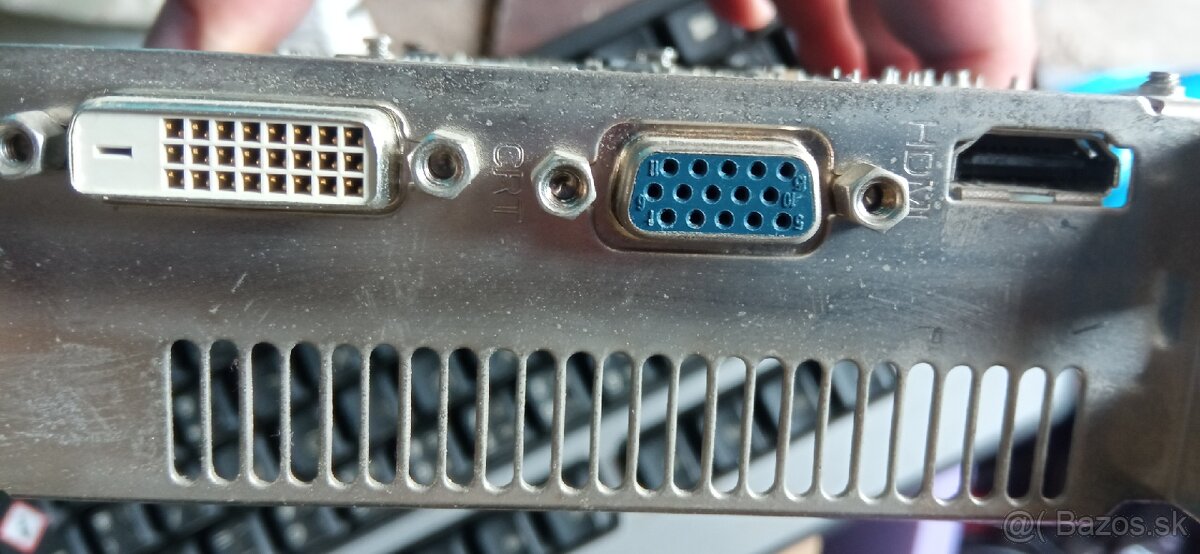 AMD Radeon HD 6670 1GB DDR5 Sapphire gpu - 12