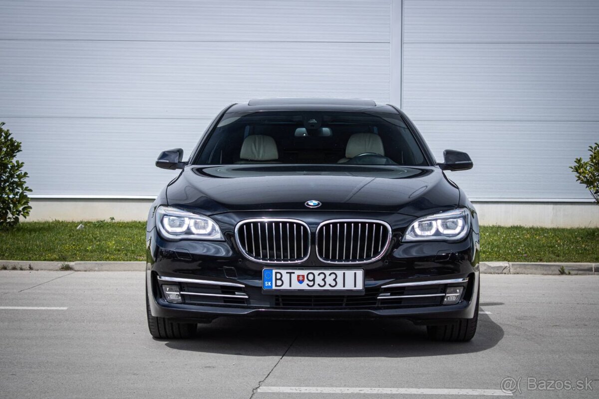 Predám BMW 730d xDrive 2013, nový motor - 12