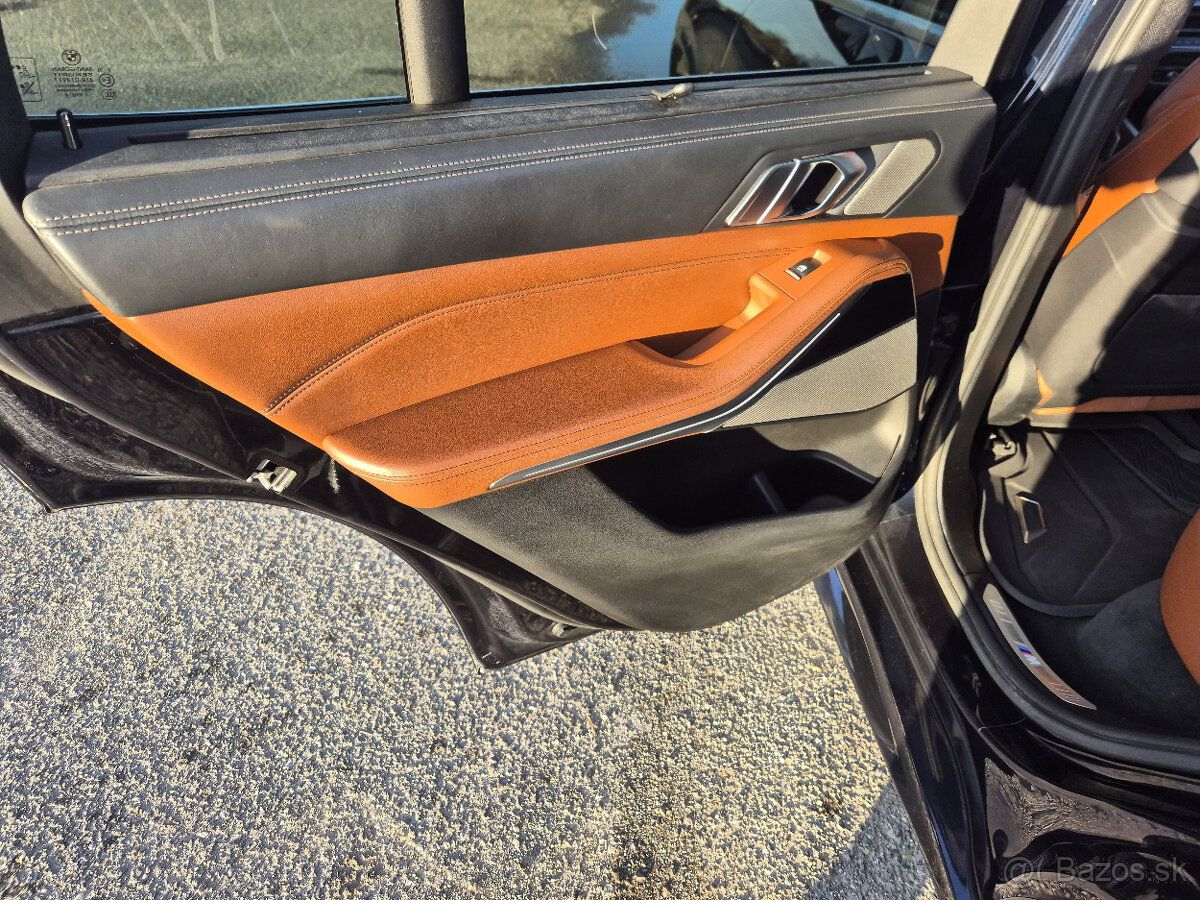 BMW X5 M50d, r.v. 2019 - 12