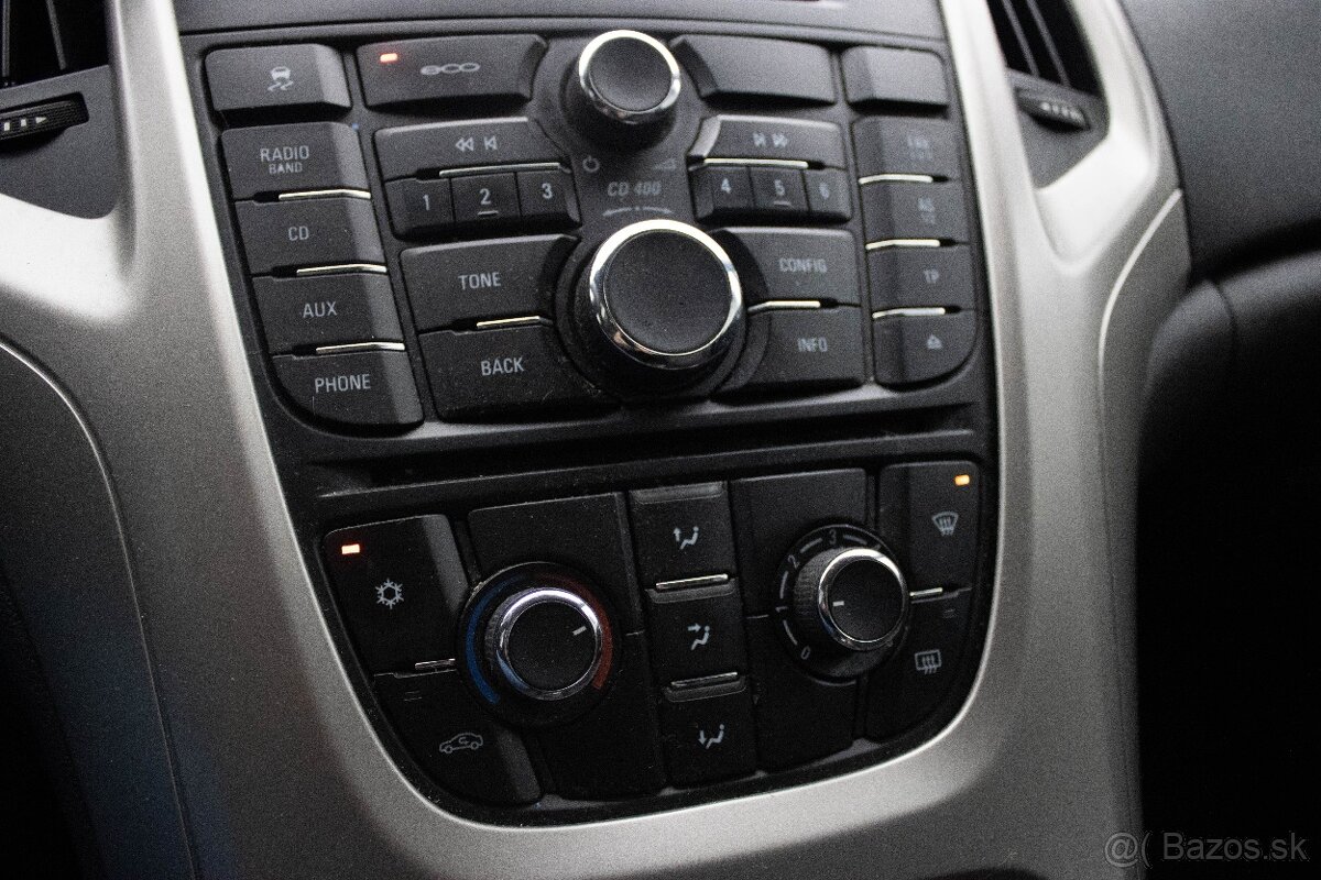 OPEL ASTRA 1.4 Turbo 88kW 2012 - 12