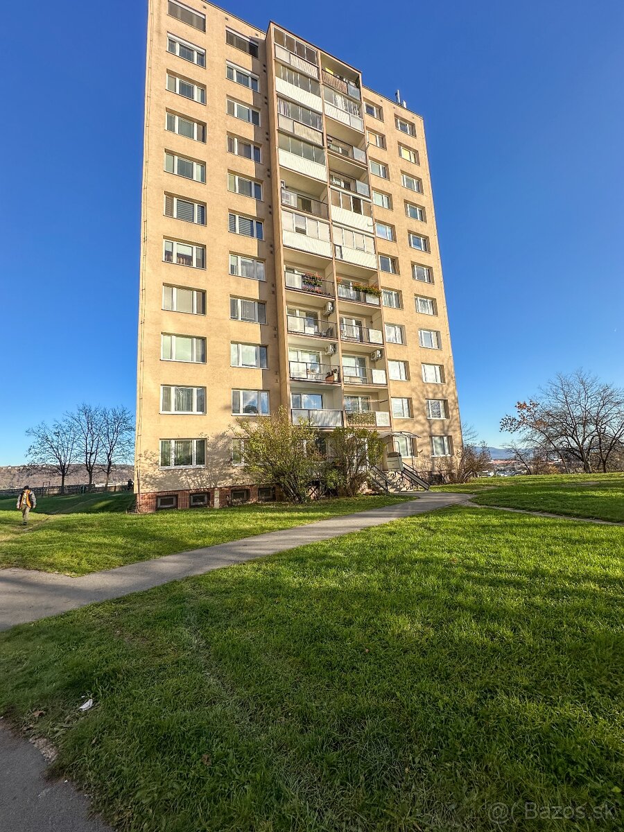 3 izbový byt Železníky, Užhorodská - 12