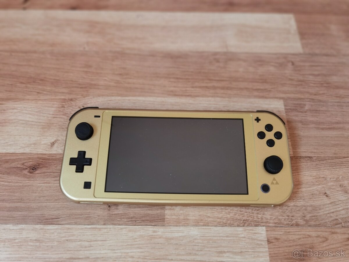 Nintendo Switch Lite Hyrule Edition - 12
