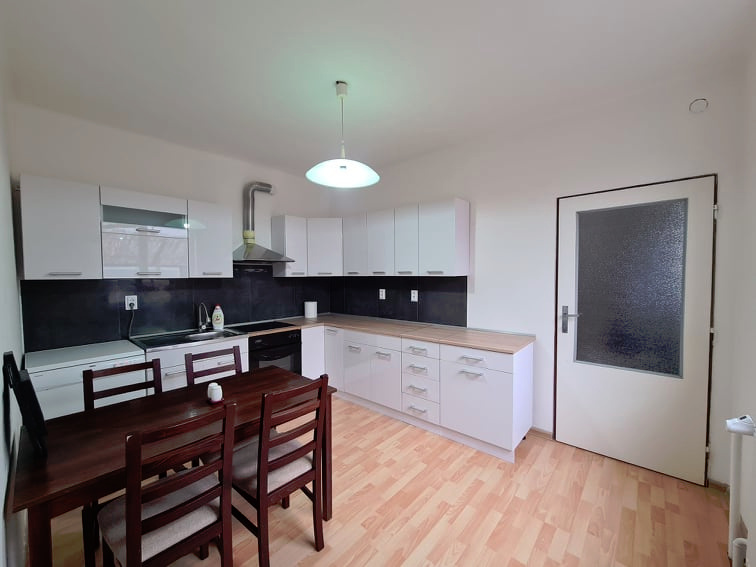 Prenájom 2izbového bytu v rodinnom dome. - 12