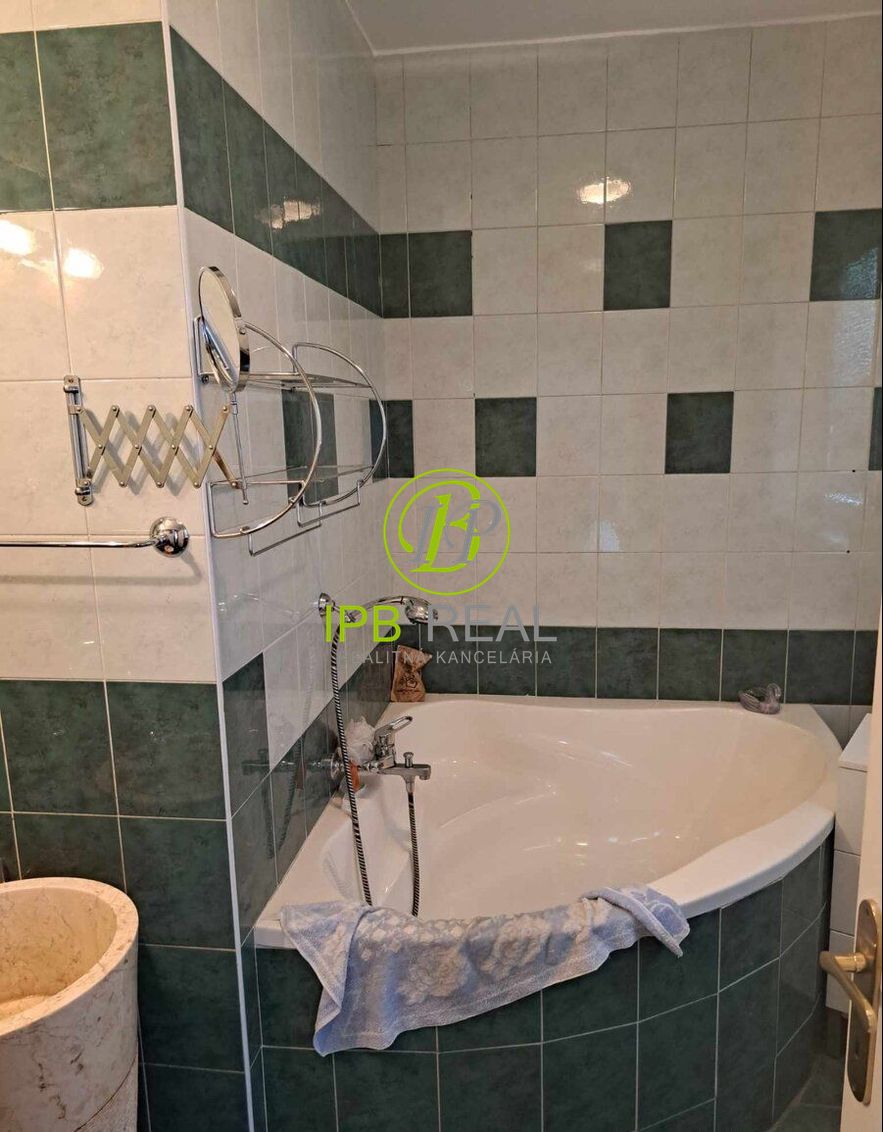 Zrekonštruovaný a zariadený 1-izb. byt na Bartoškovej ul. v - 12