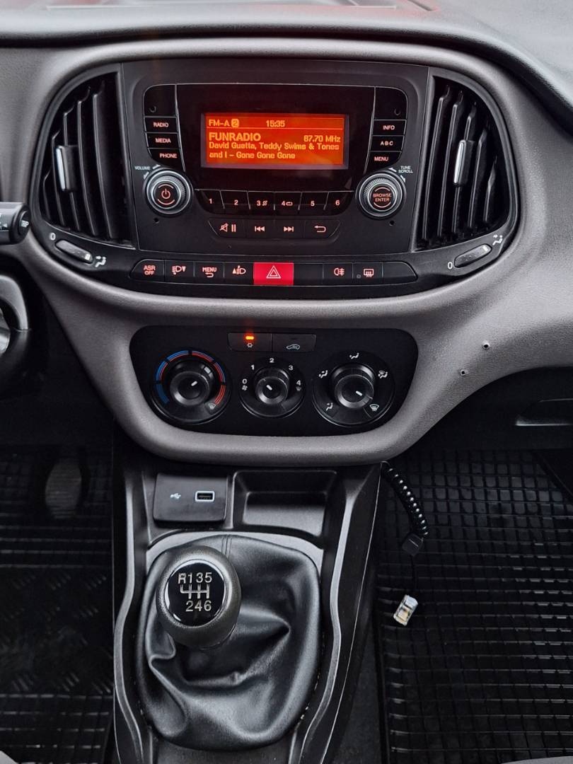 Fiat Dobló Cargo Combi 1.4 T-Jet Plus, 48 360km, SR - 12