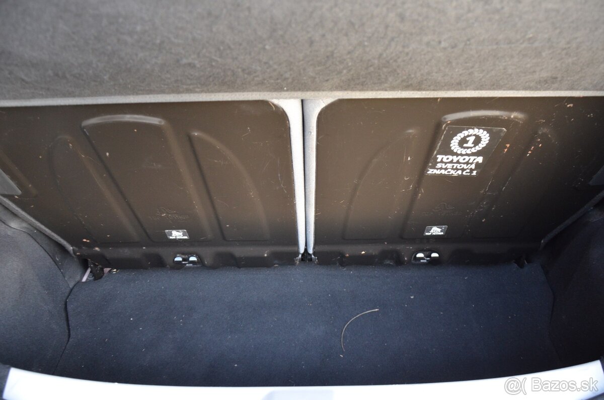 Toyota Aygo 1,0i AT5 53 KW - 12