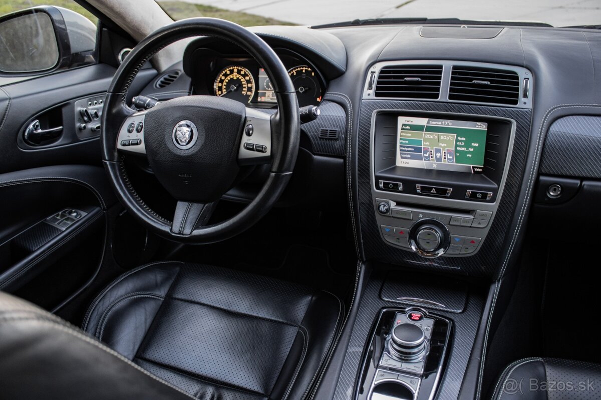 Jaguar XK 5.0 V8 Portfolio Coupé - 12