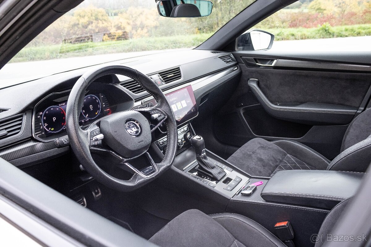 Škoda Superb Combi 2.0 TDI SCR Sportline 4x4 DSG White - 12
