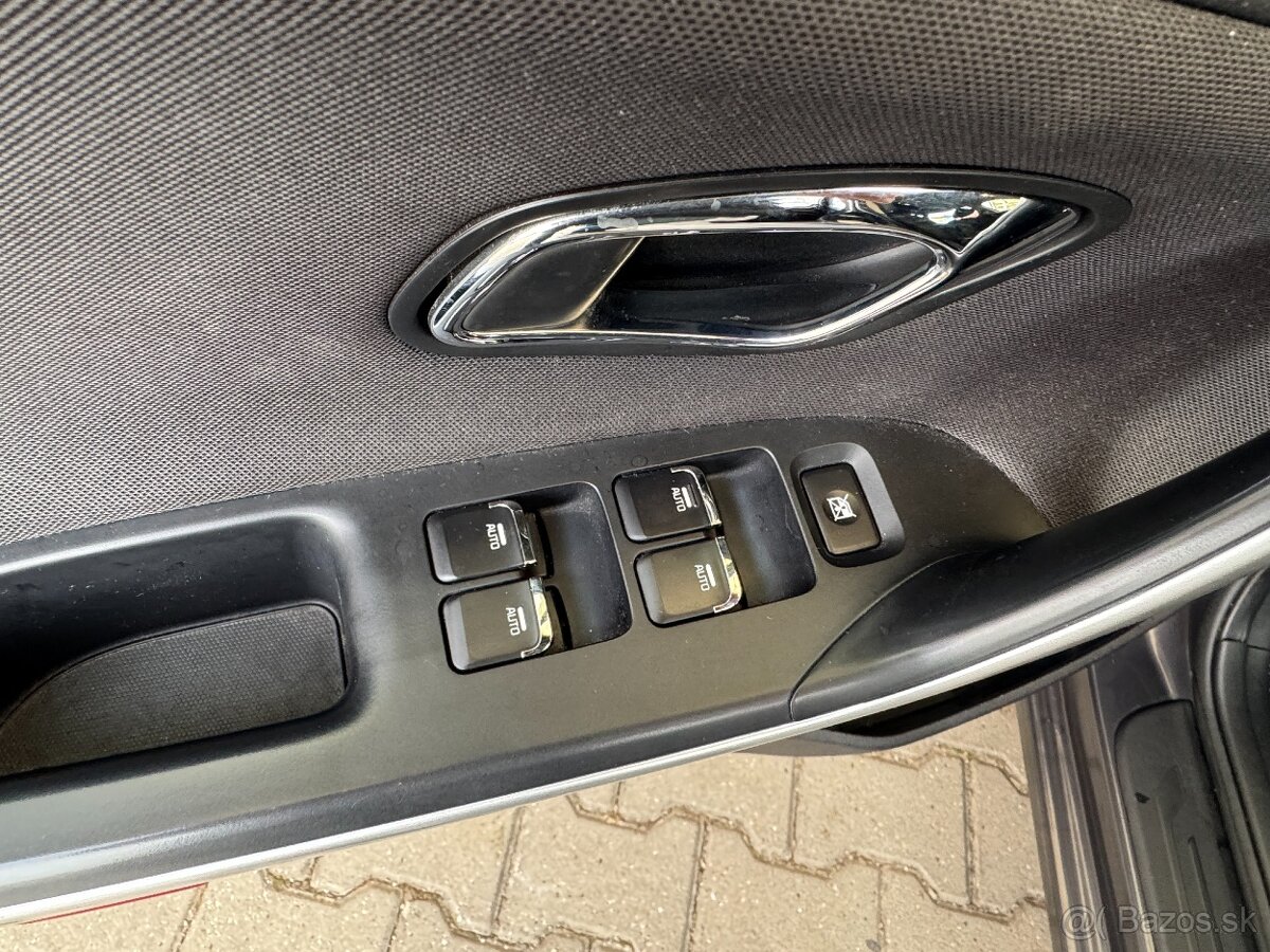 Kia Cee´d SW 1.0 CVVT - 12