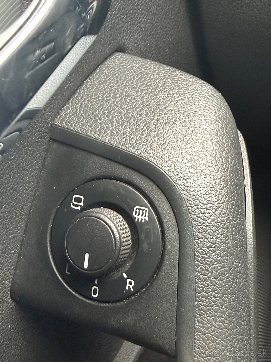 Škoda octavia 1.4tsi Combi - 12