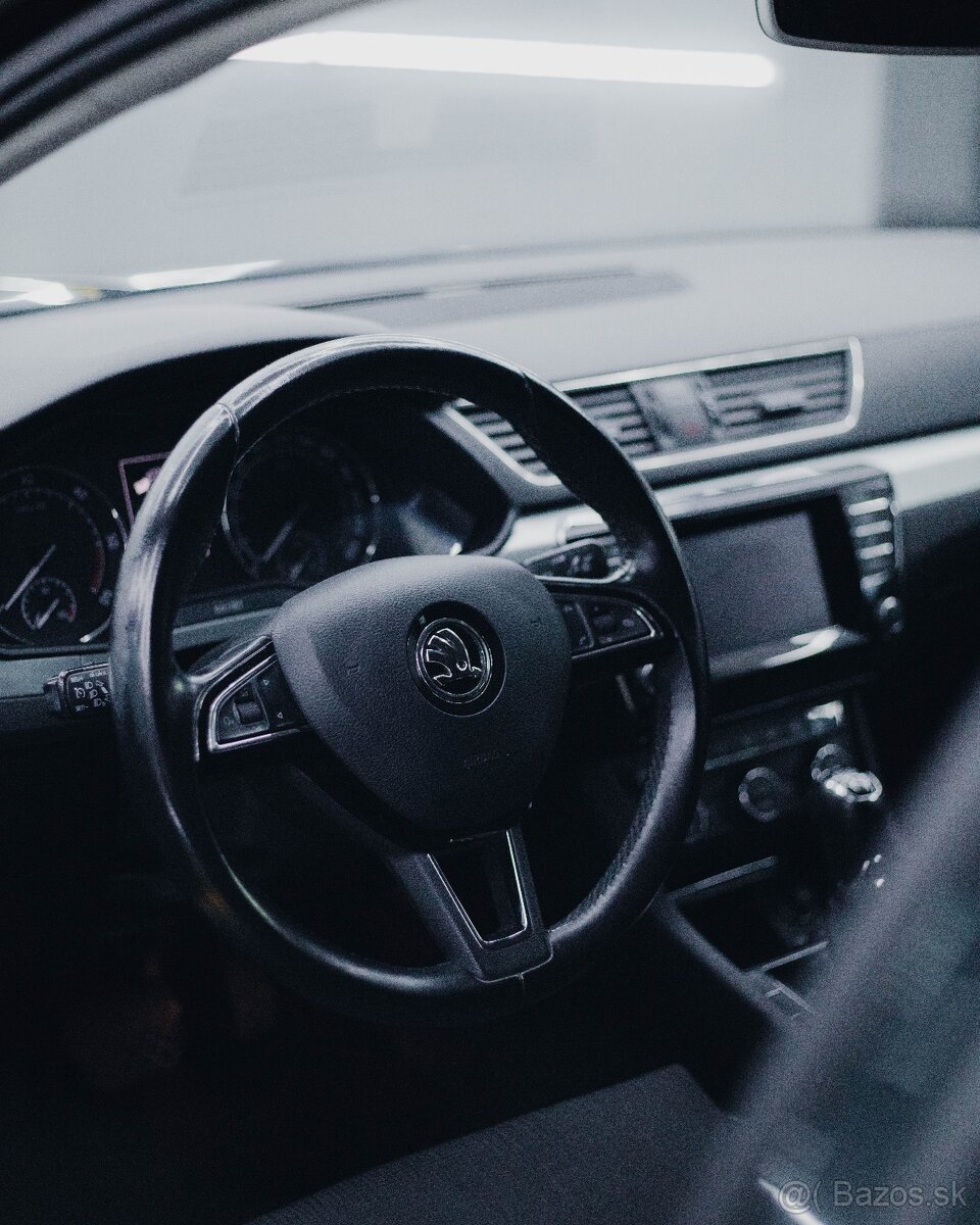 ŠKODA SUPERB 3 - 12