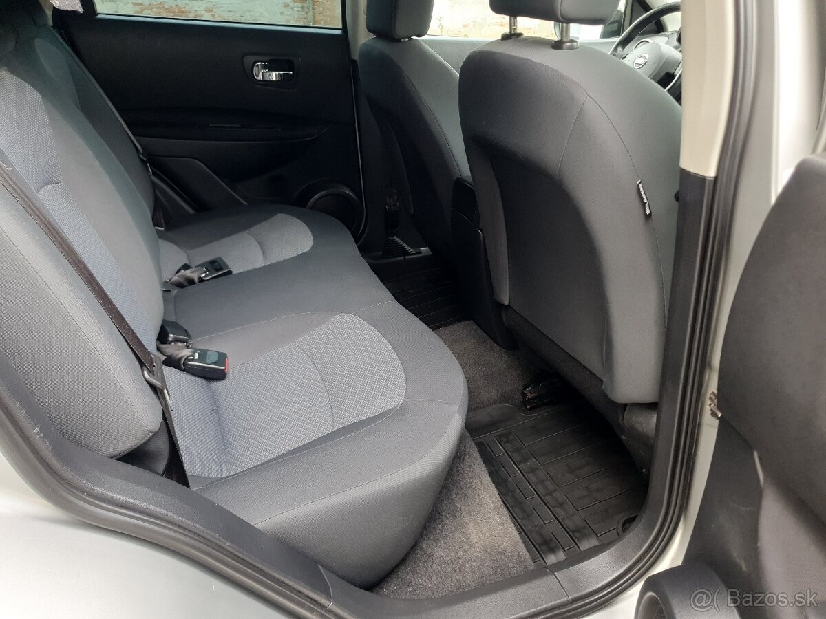 Nissan Qashqai 1.6i Tekna 4x2 (EU5) 86kw 6M benzín - 12