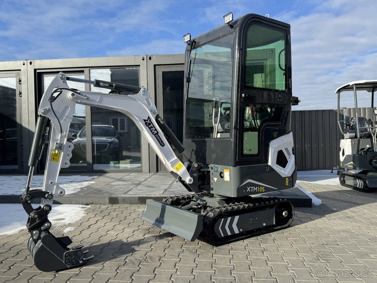 Minibagr XTM X10S PRO s kabinou - 12