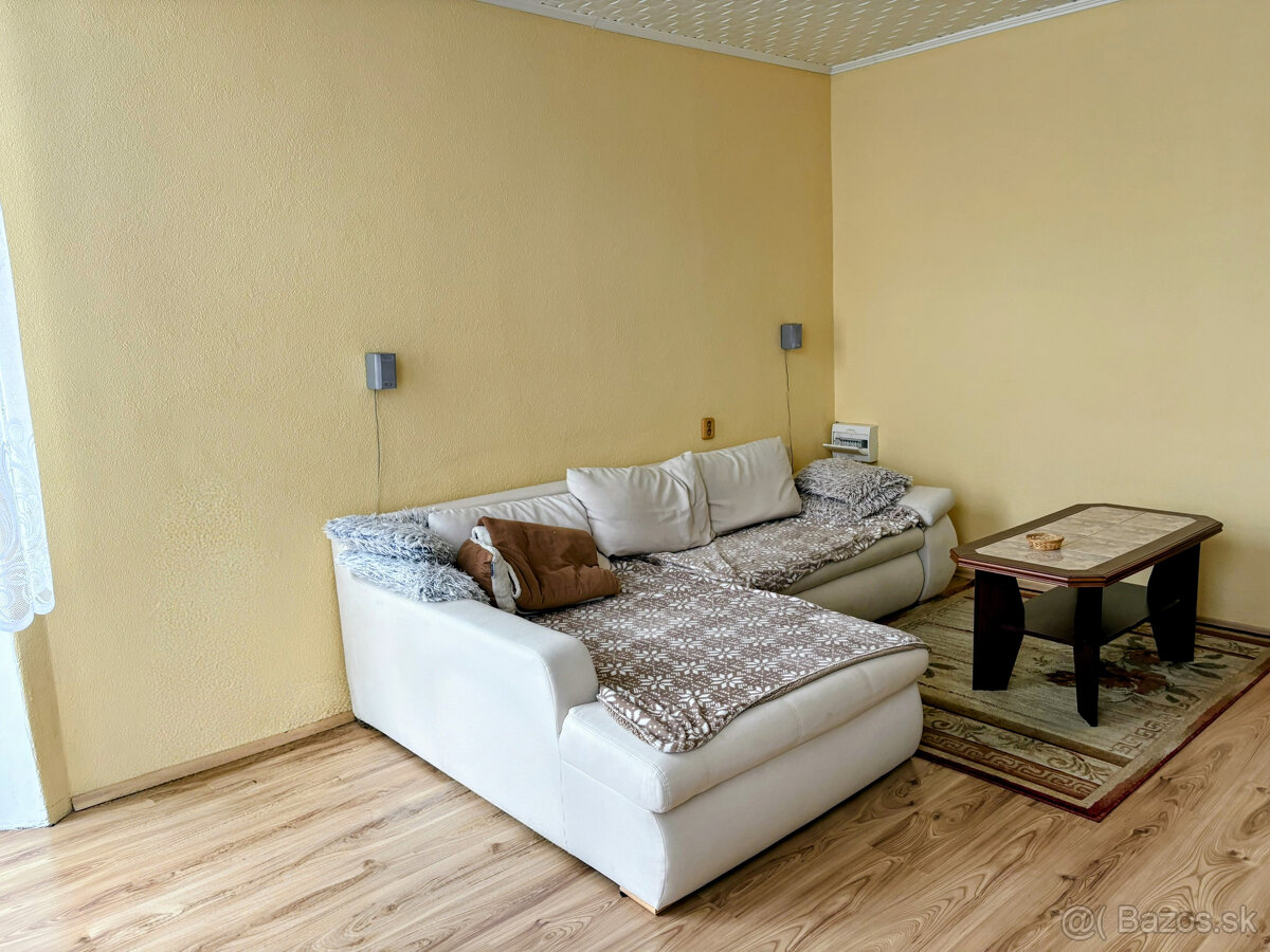 4-izbový byt v centre Ružomberka - 12