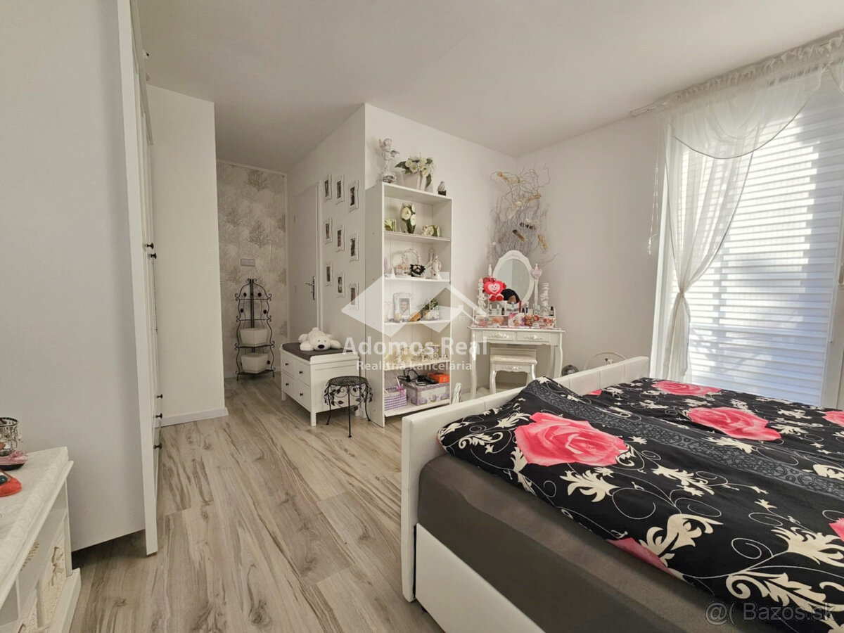 DREVODOM S POZEMKOM - ŤAHANOVCE - 12