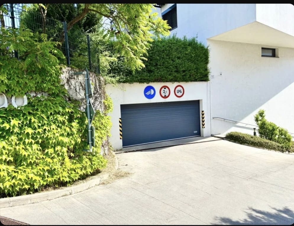 Prenájom 3 izbového bytu na Kolibe - 12