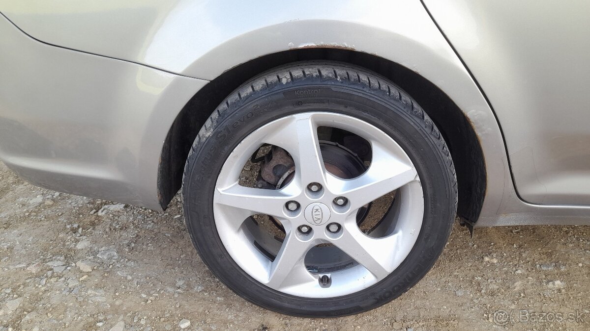 Kia ceed sw 2009, 2,0 CRDI, 6MP, 238300 km - 12