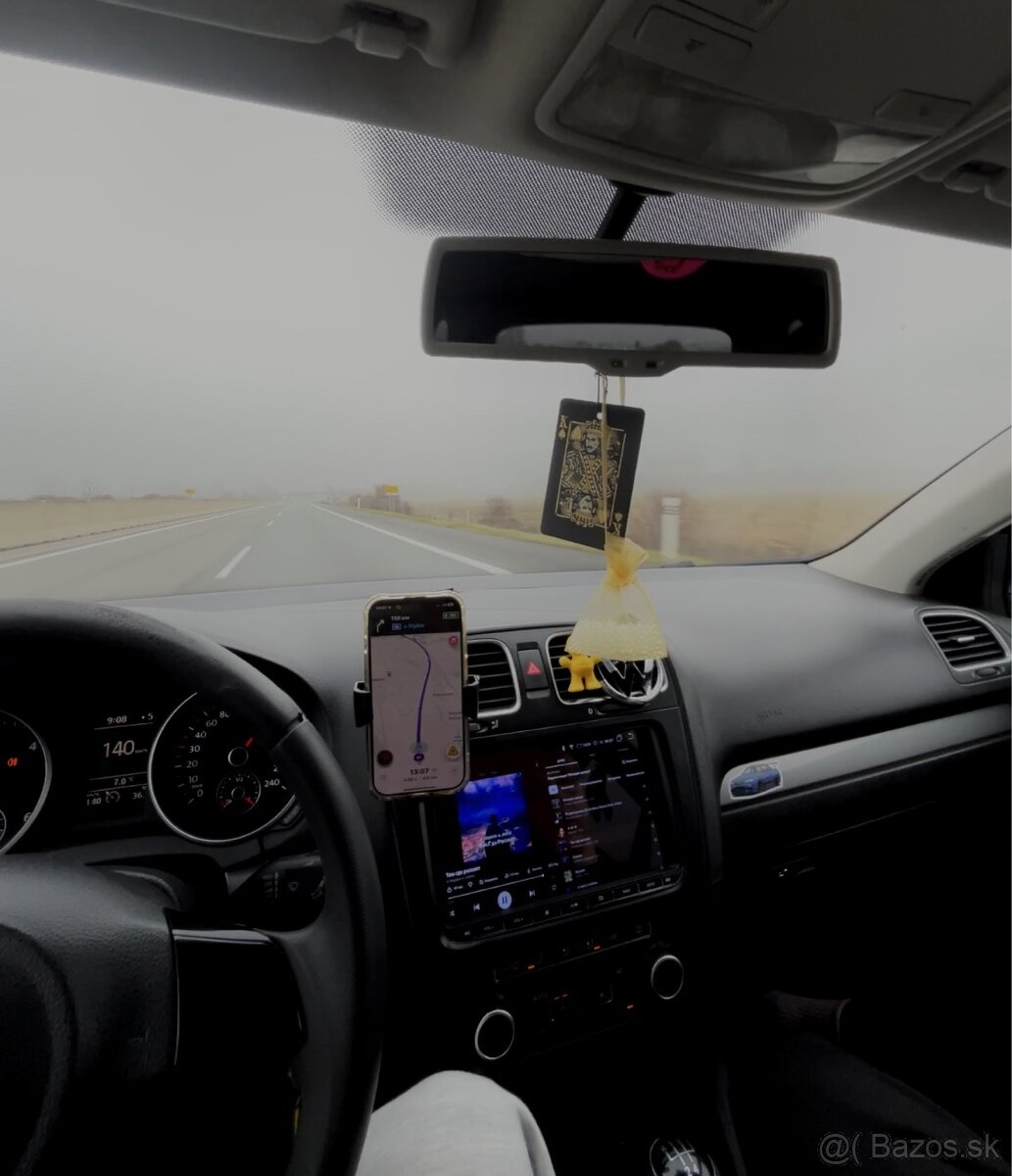 Volkswagen Golf 6 1.6 tdi blue motion - 12