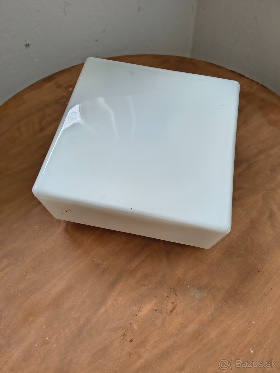 Predam svietidla, lustre, objimky, ziarovky - 12