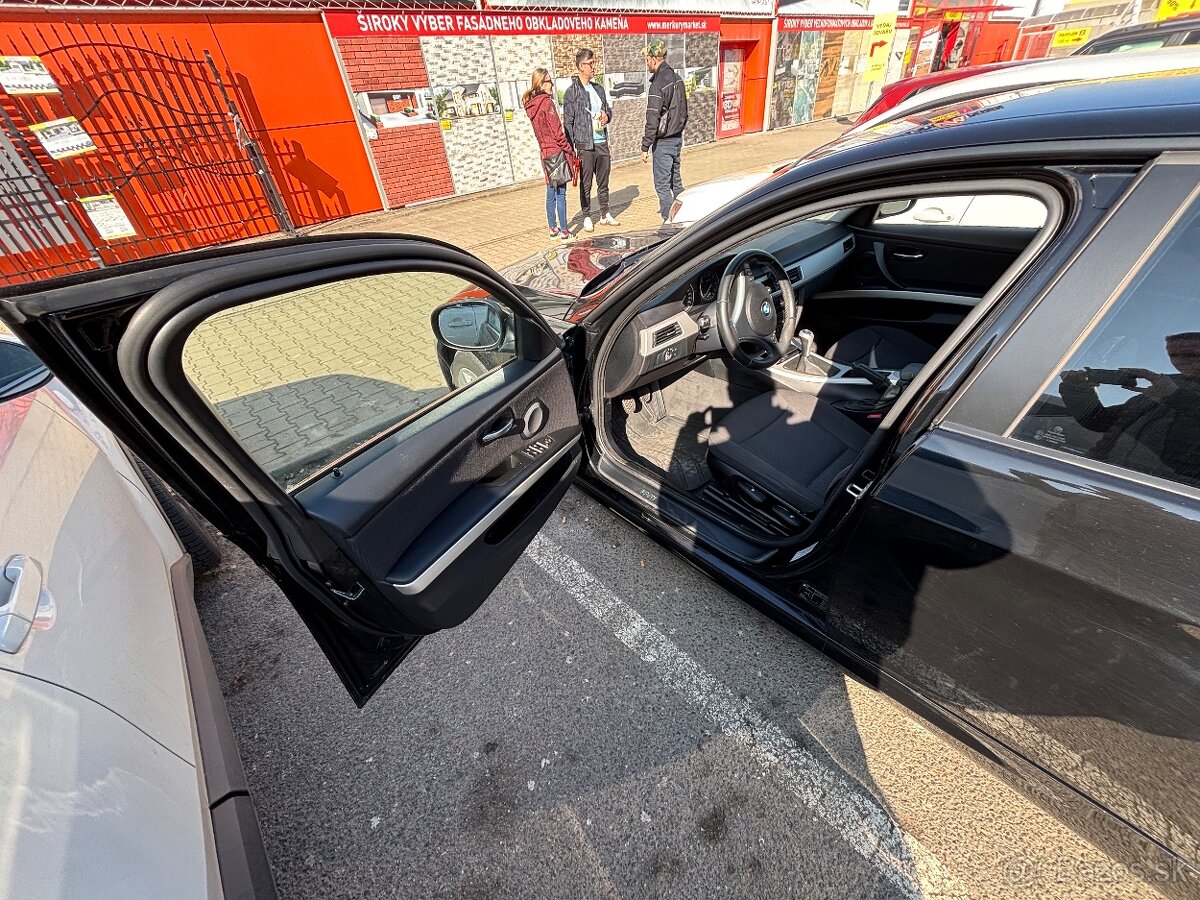 BMW 316i E90 – 1. majiteľ, garážované - 12