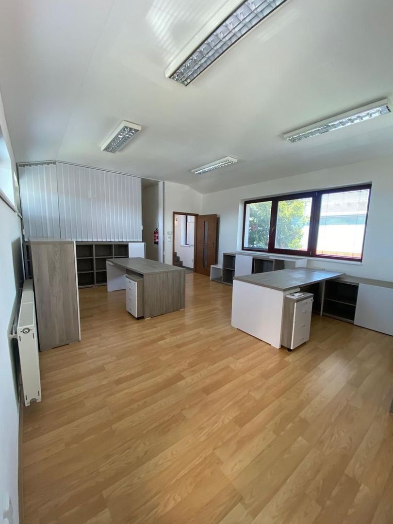 Prenájom kancelárskych priestorov – Popradská ulica, Bratisl - 12