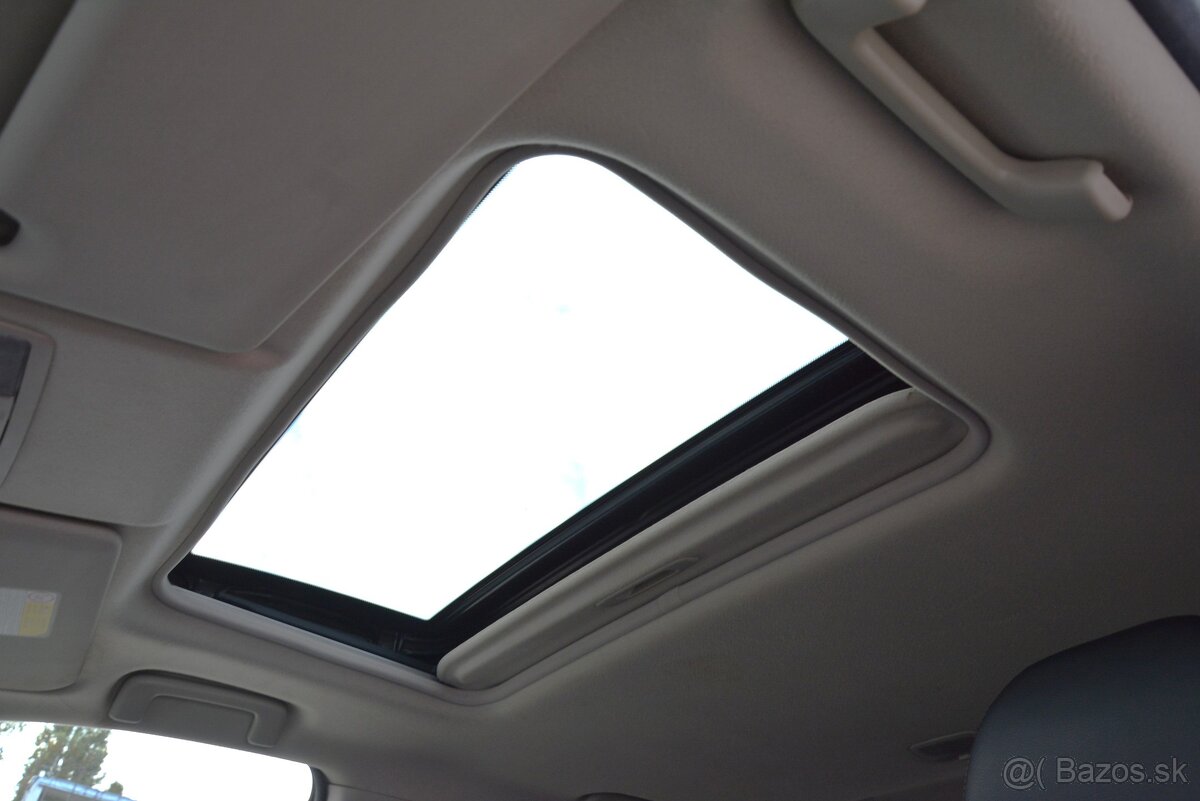 Mitsubishi Outlander 2.20 SR. voz, 7miestne - 12