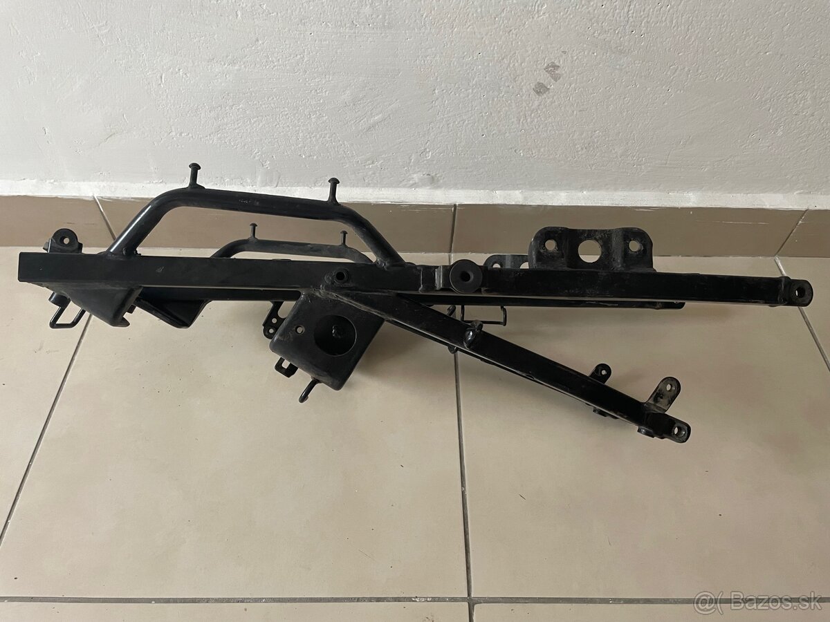 Suzuki sv 650s 99 - 03 diely - 12