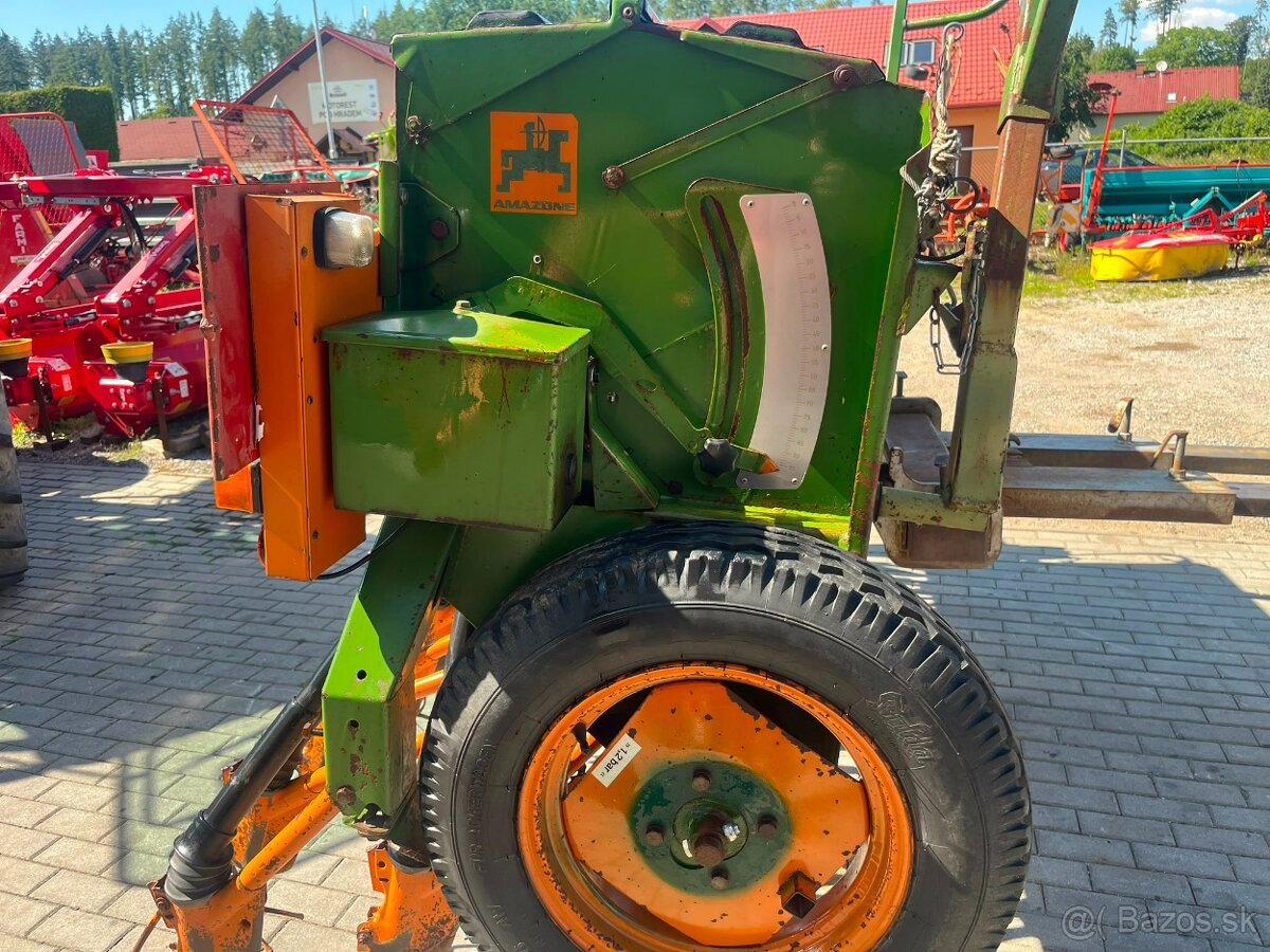 Secí stroj AMAZONE D8-30 3m - 12