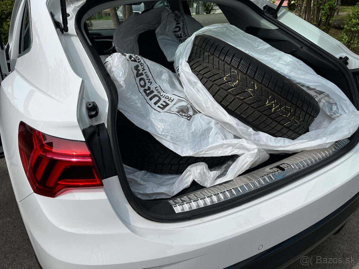 Predám Audi Q3 sportback S-line 1,5 eTFSI - 12