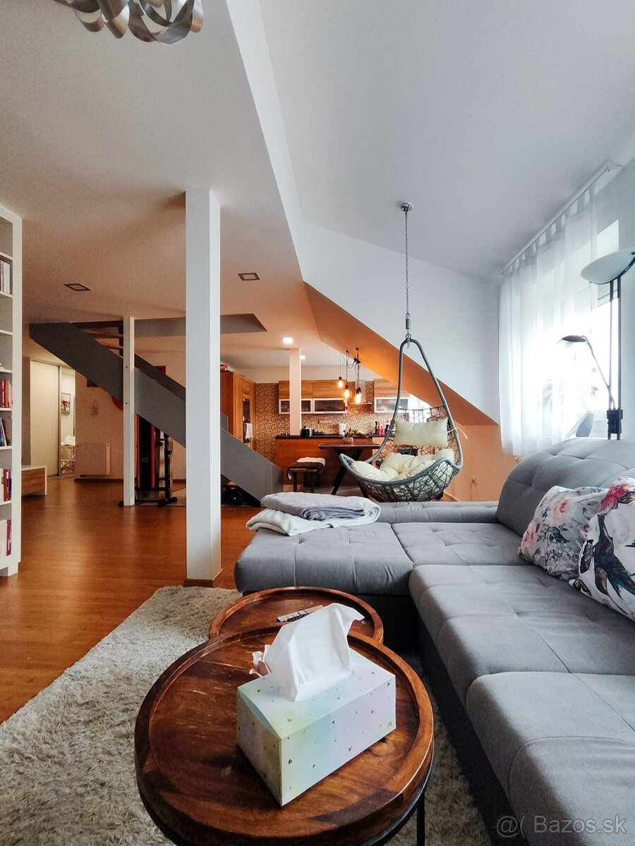 Predaj priestranný, klimatizovaný, mezonetový 3 izb. byt - 12