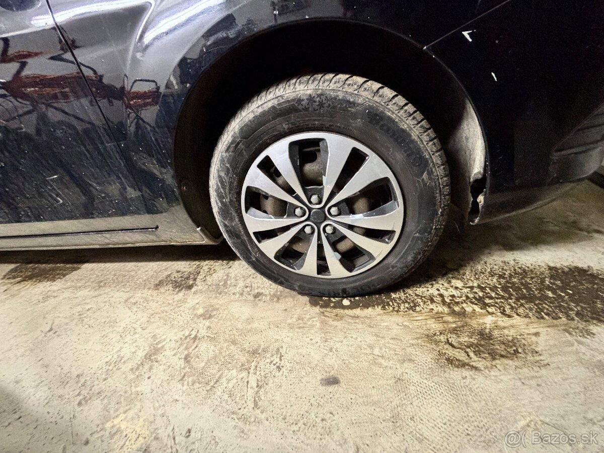 Ford focus 1.6 tdci - 12