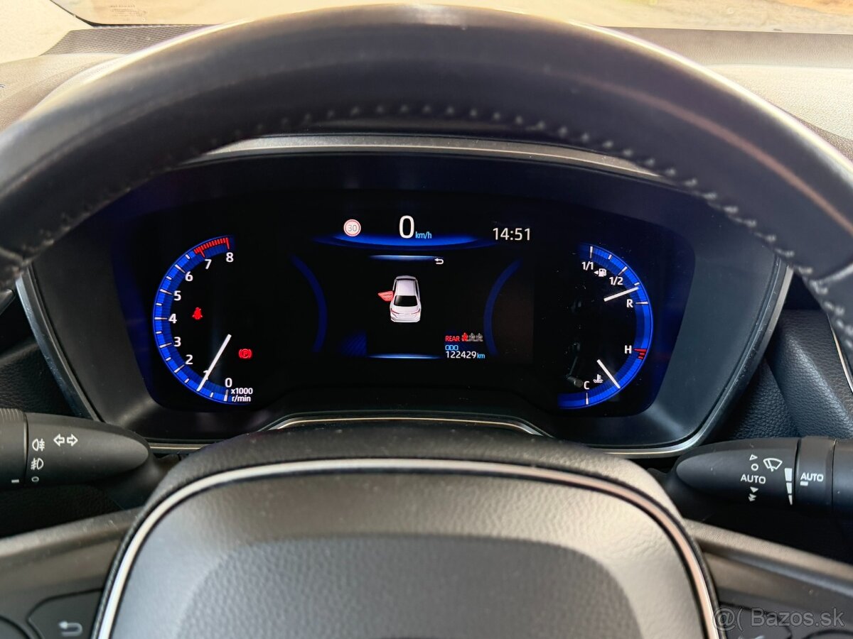Toyota Corolla 1.5 Dynamic Force Comfort, Slovenske - 12