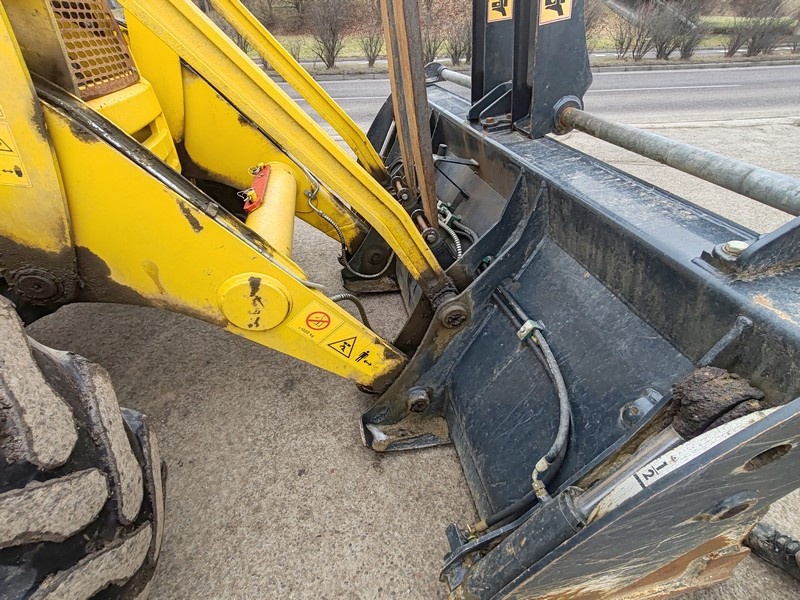 KOMATSU WB97S - 8 - Rýpadlo nakladač - 12