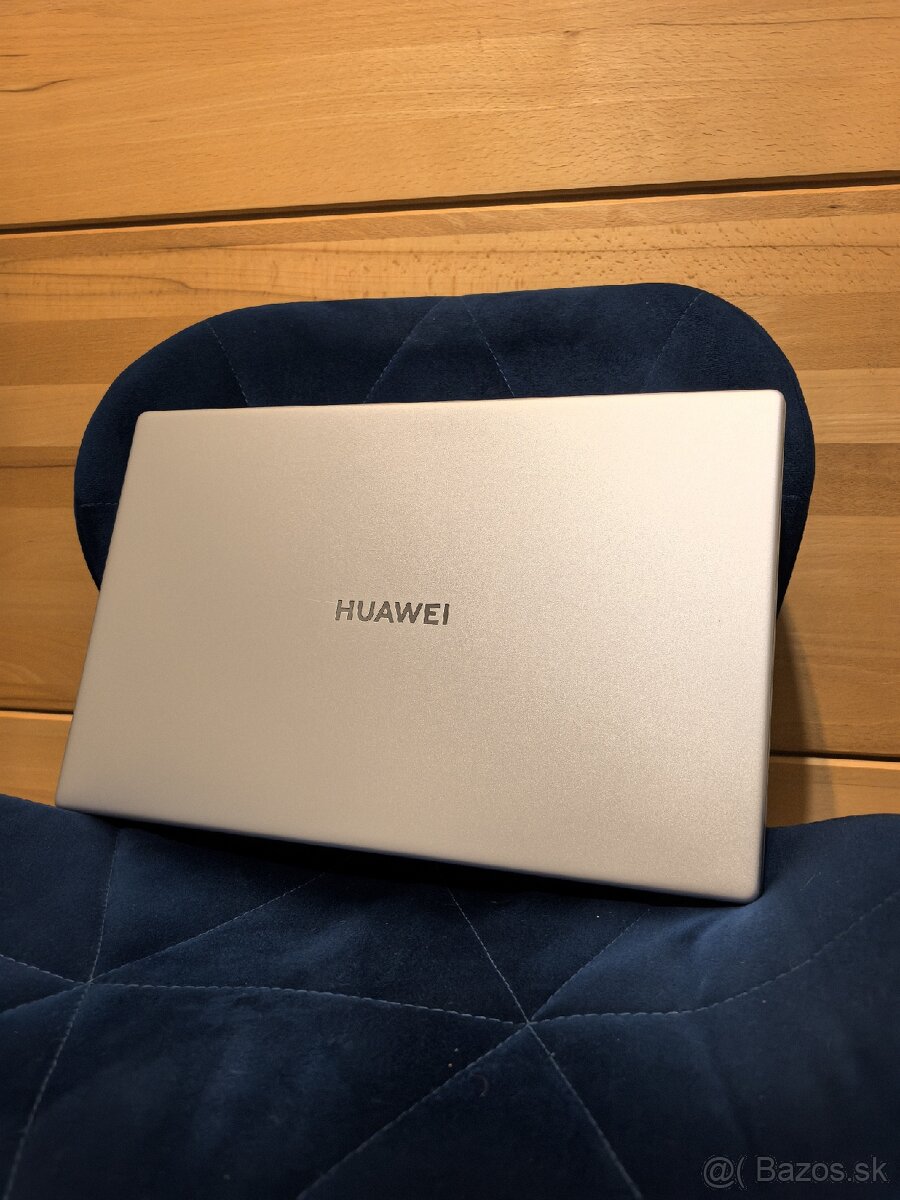 Huawei Matebook D15 i5-11th generation - 12