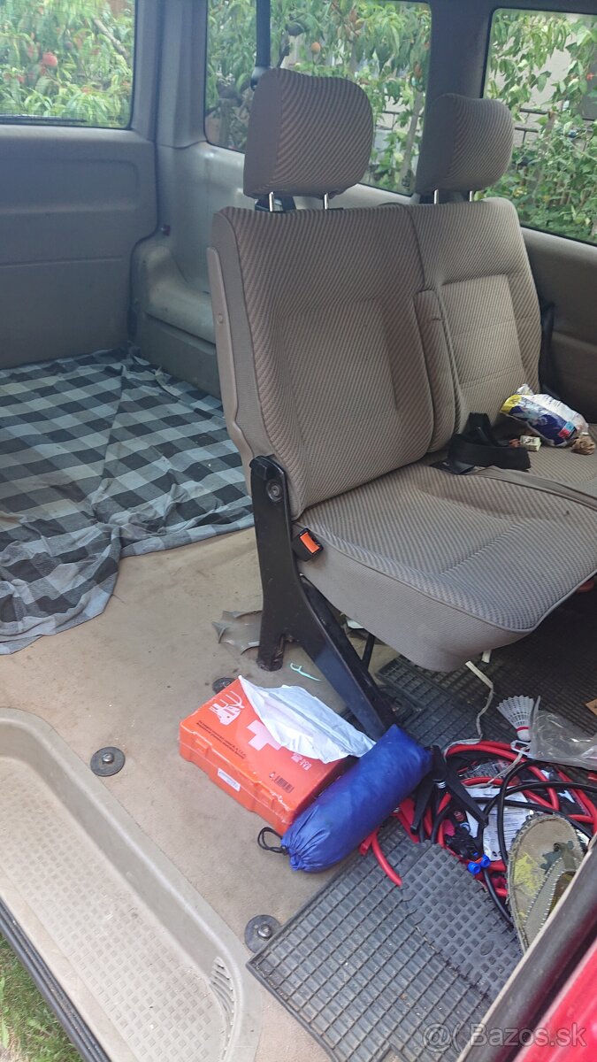 Predam VW T4 Caravelle...2,5 Tdi...75kw... 1997...263tis - 12