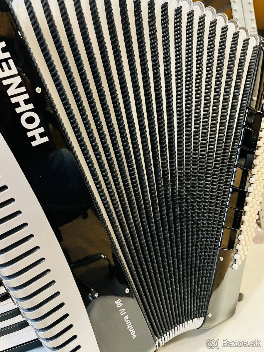 redám akordeón HOHNER VENTURA IV 96 BAS- špičkový akordeón- - 12