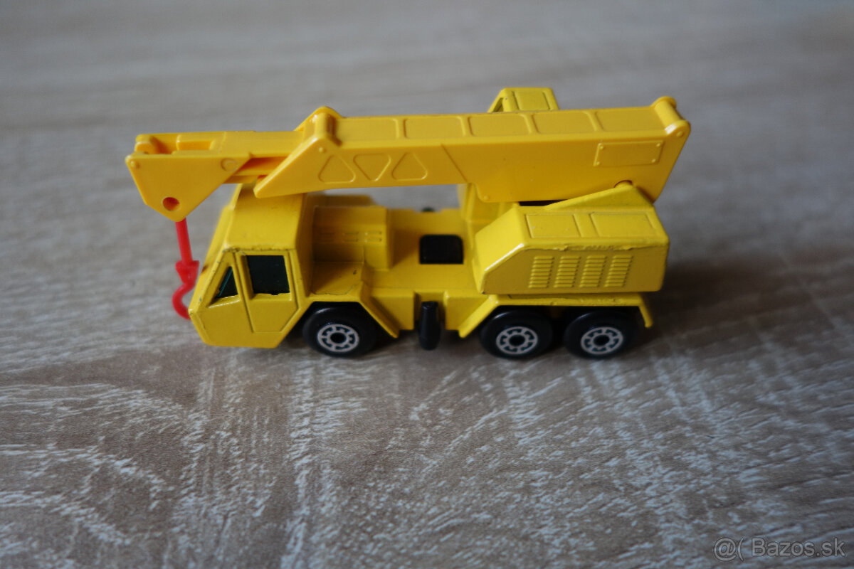 Matchbox Superfast No. 49 Crane Truck - 12