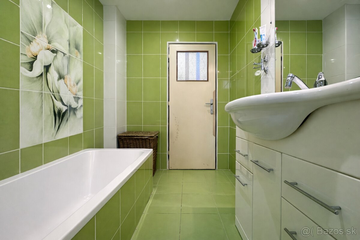 Na predaj RD v meste Gbely na ulici SNP - 12