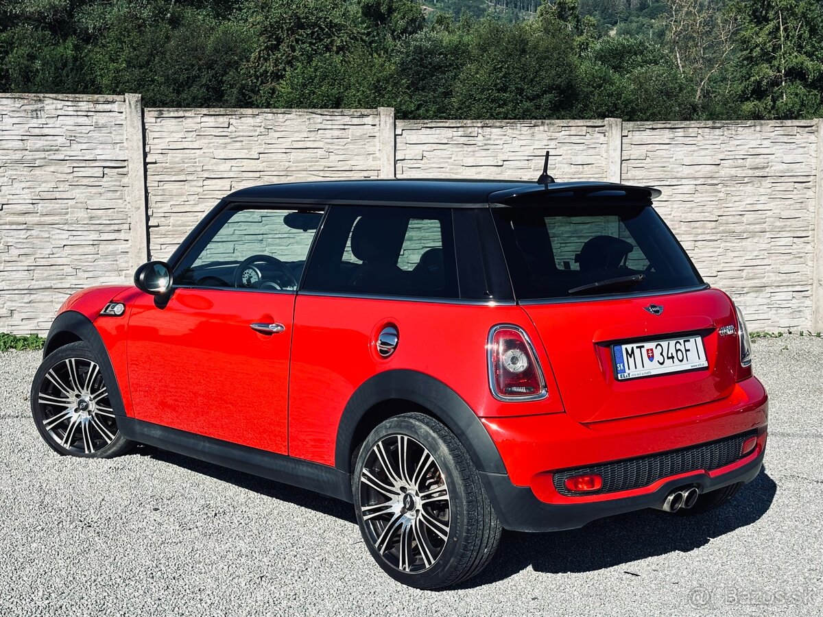 MINI Cooper S 1.6 Turbo - 12