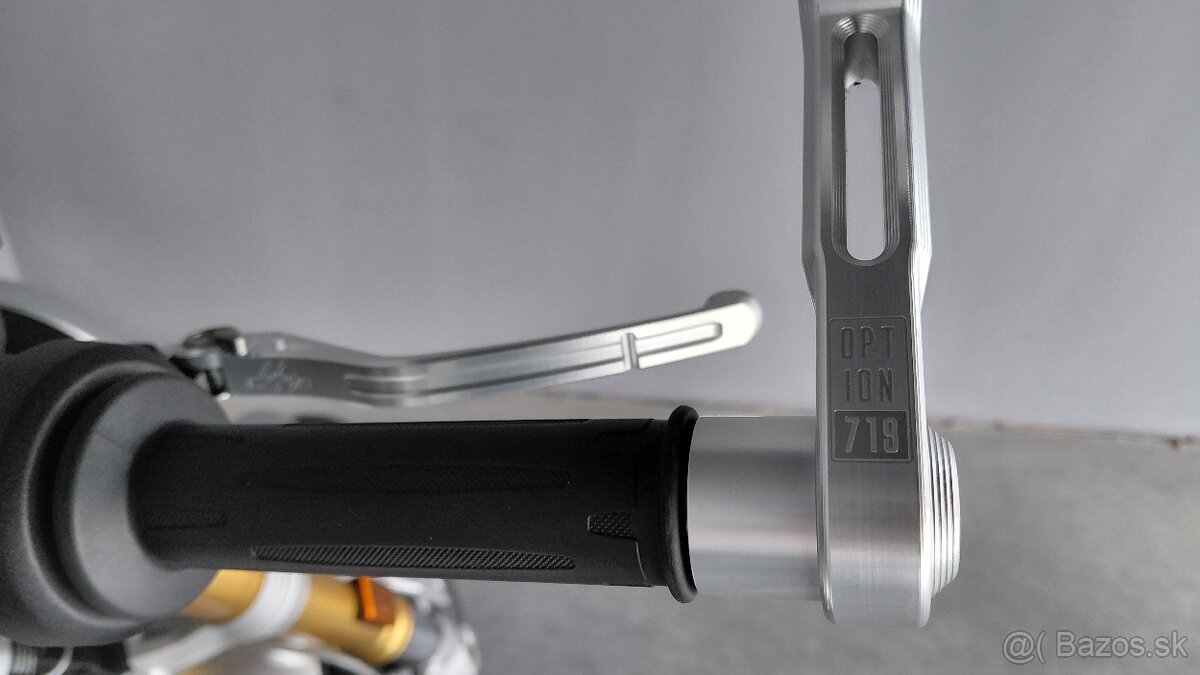 BMW R NINE T - 719 Option Aluminium - 12