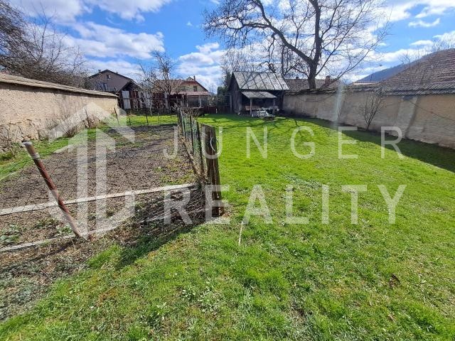 Znížená cena – Na predaj rodinný dom / chalupa v Betliari - 12