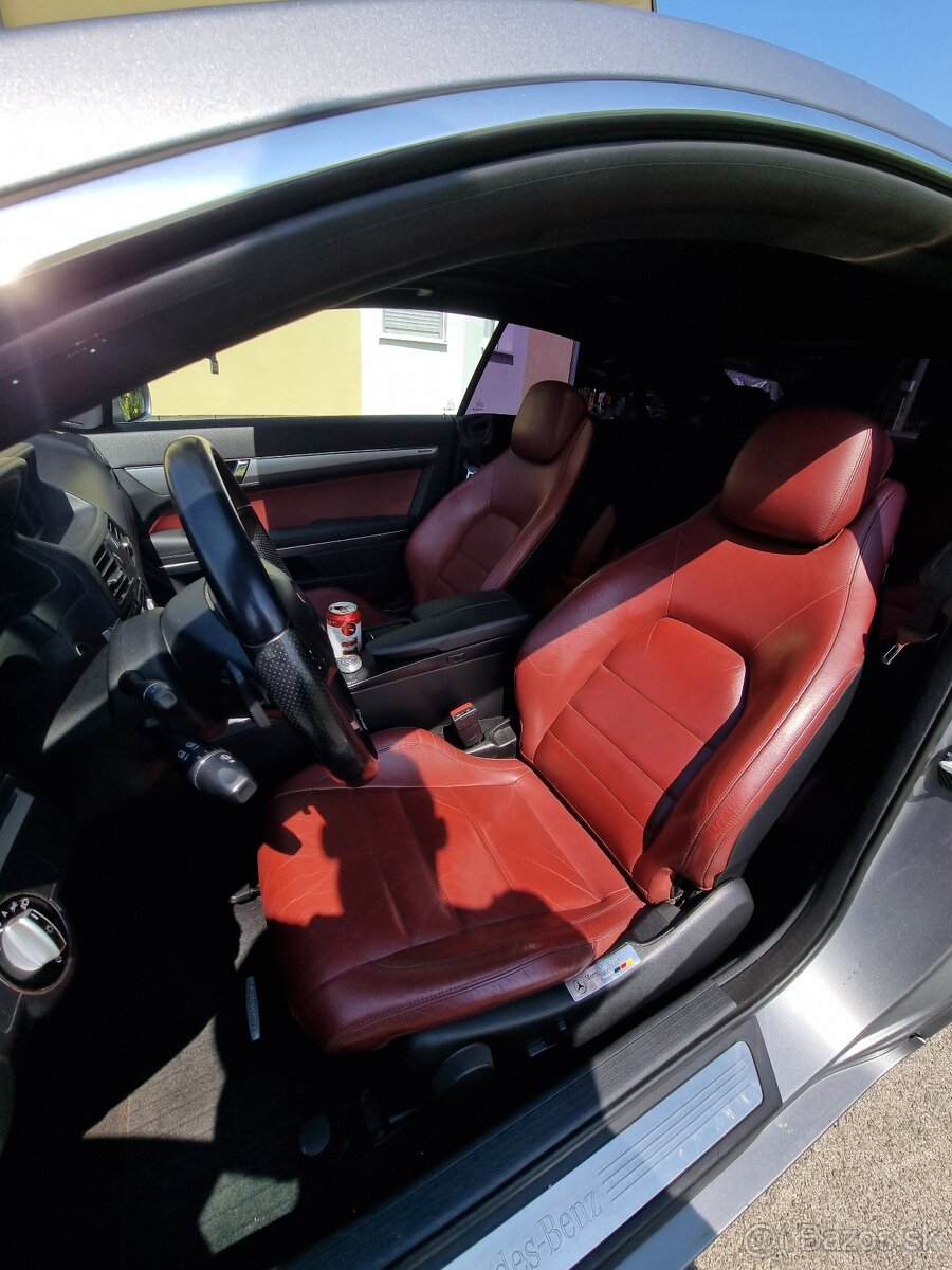 Mercedes E250 CDI C207 coupe - 12