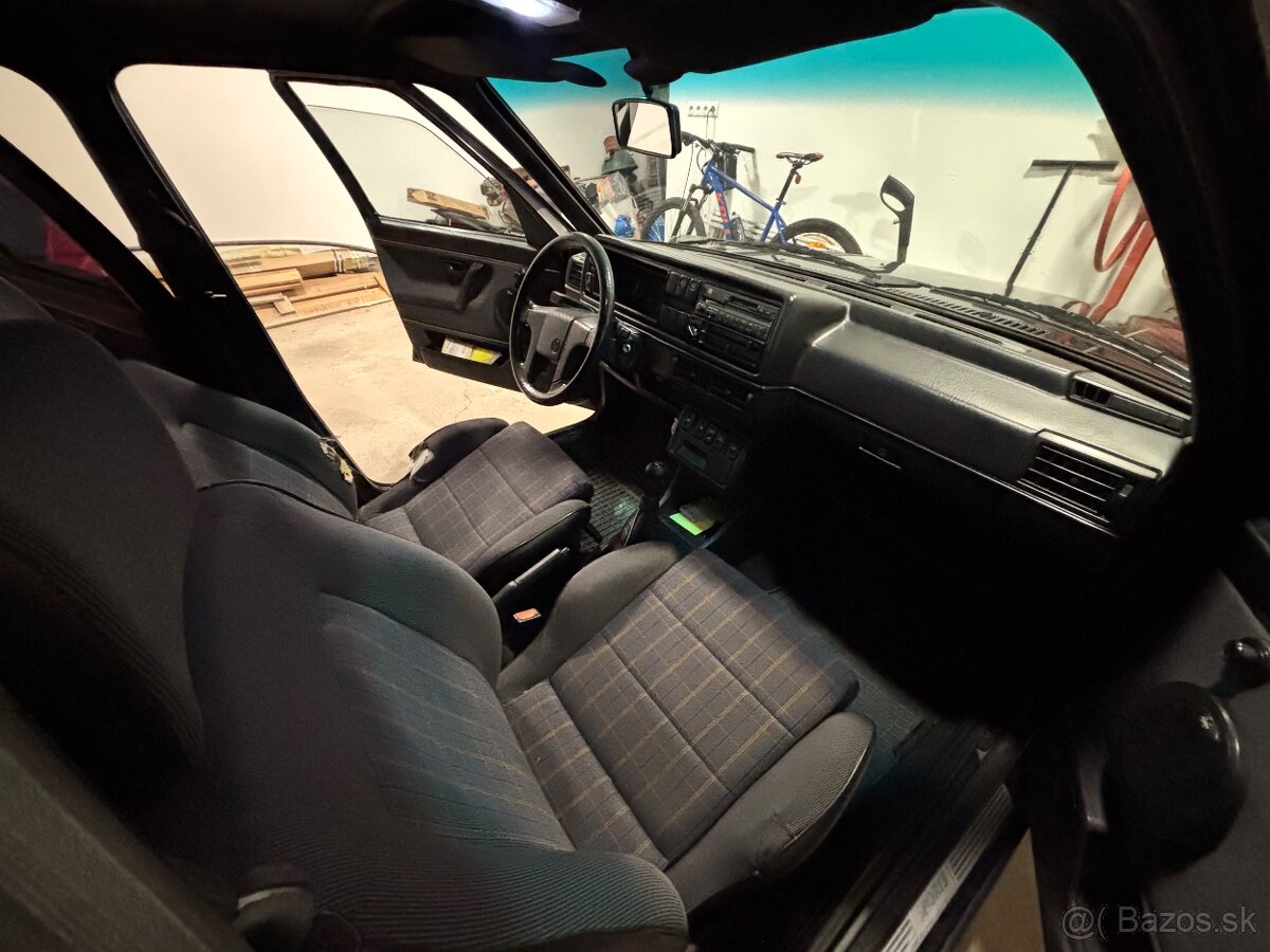 VW Golf mk2 GTI - 12