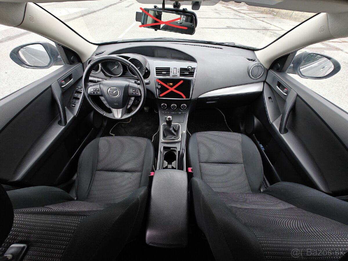 Mazda 3 1.6 benzín - 12