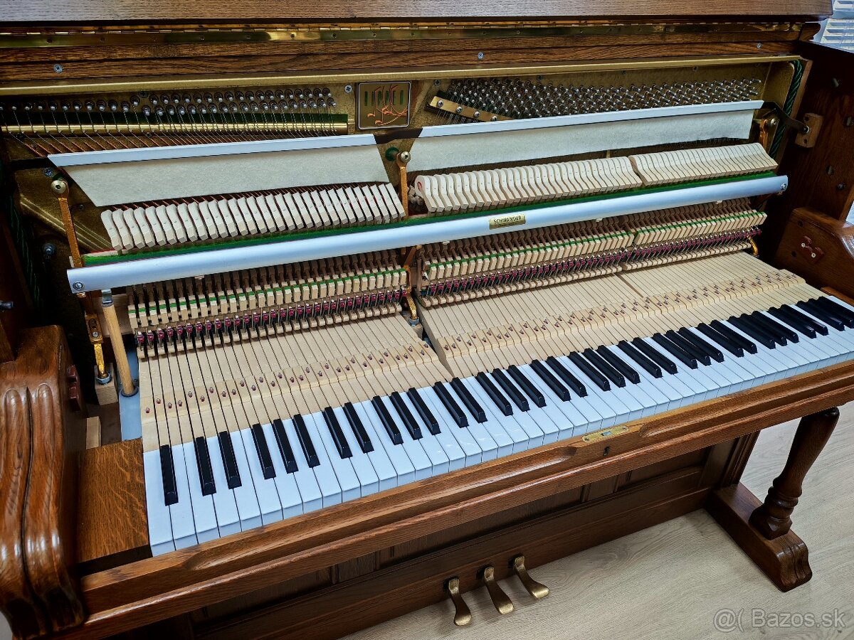 Masívne piano dovoz celá SR - 12