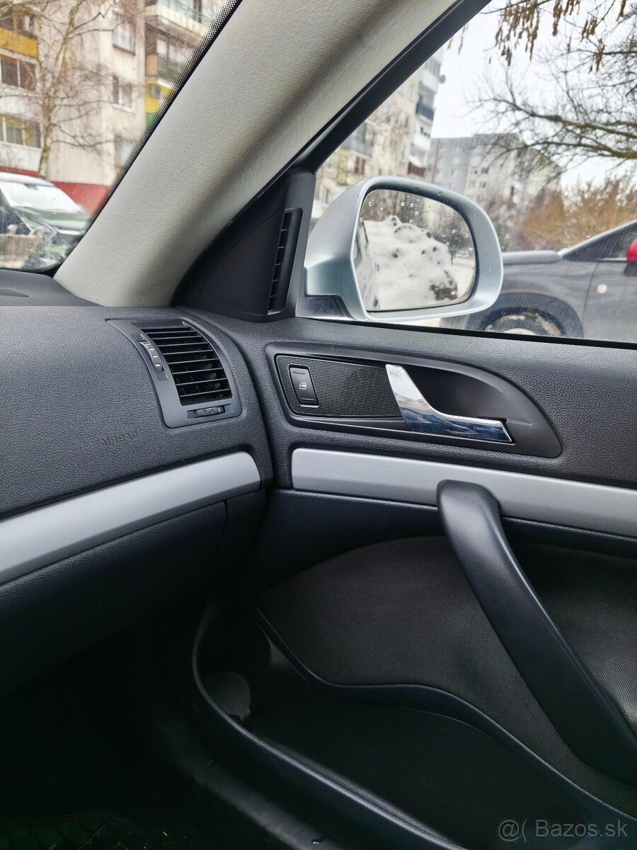 Škoda Octavia combi 2.0TDI - 12