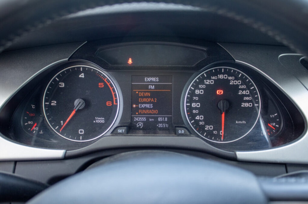 Audi A4 Avant 2.0 TDI 136k - 12