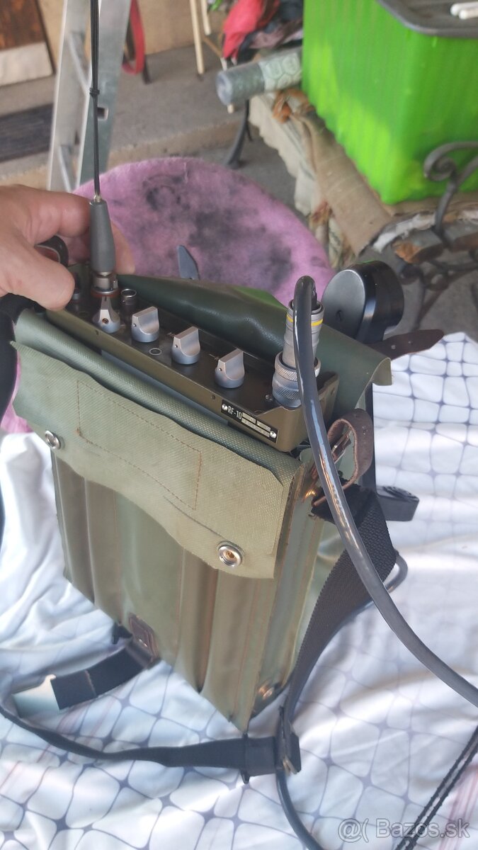 Armadne Vysielacky RF-10 - 12